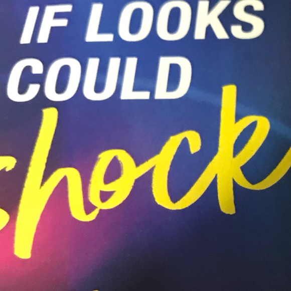 Gloโs Closet! - Picture 1 of 1